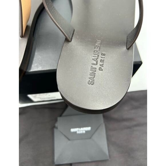 Men\'s Saint Laurent CASSANDRE thong YSL sandals size 45 made in Italy